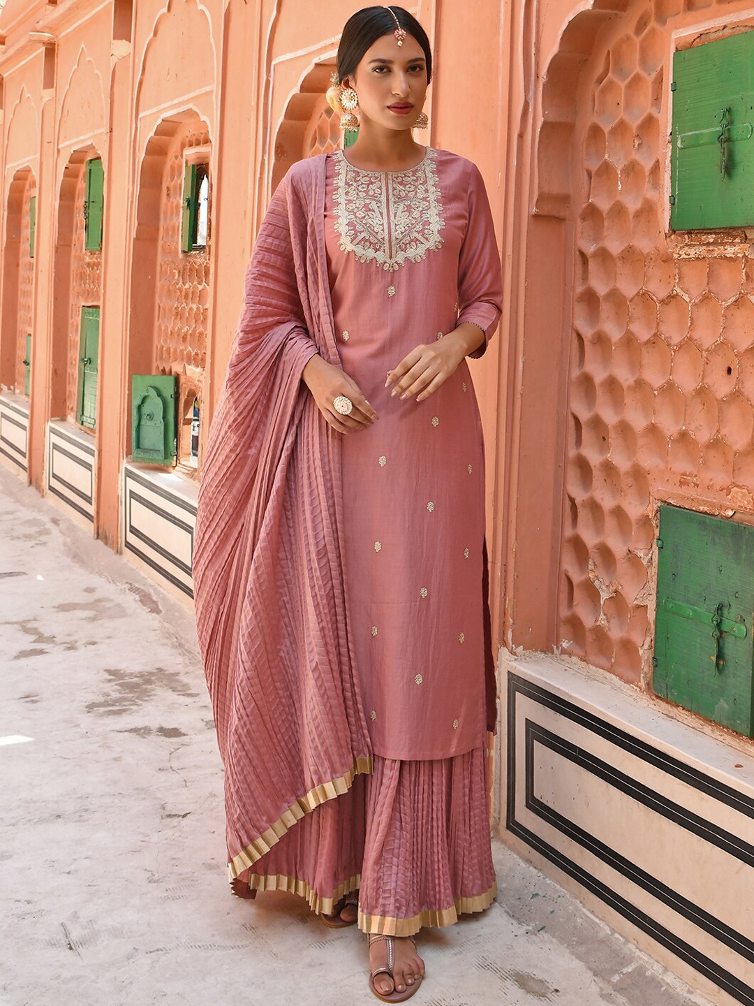 

Janasya Women Rose Gold Floral Embroidered Thread Work Kurta with Skirt & With Dupatta