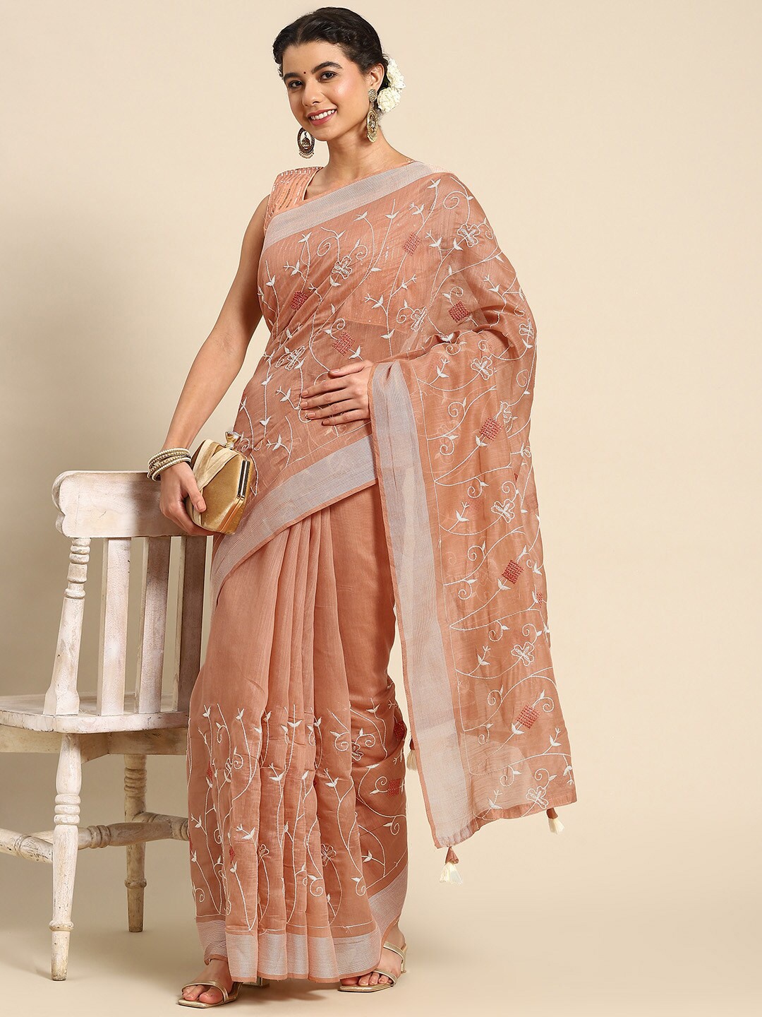 

Mitera Floral Embroidered Saree, Peach