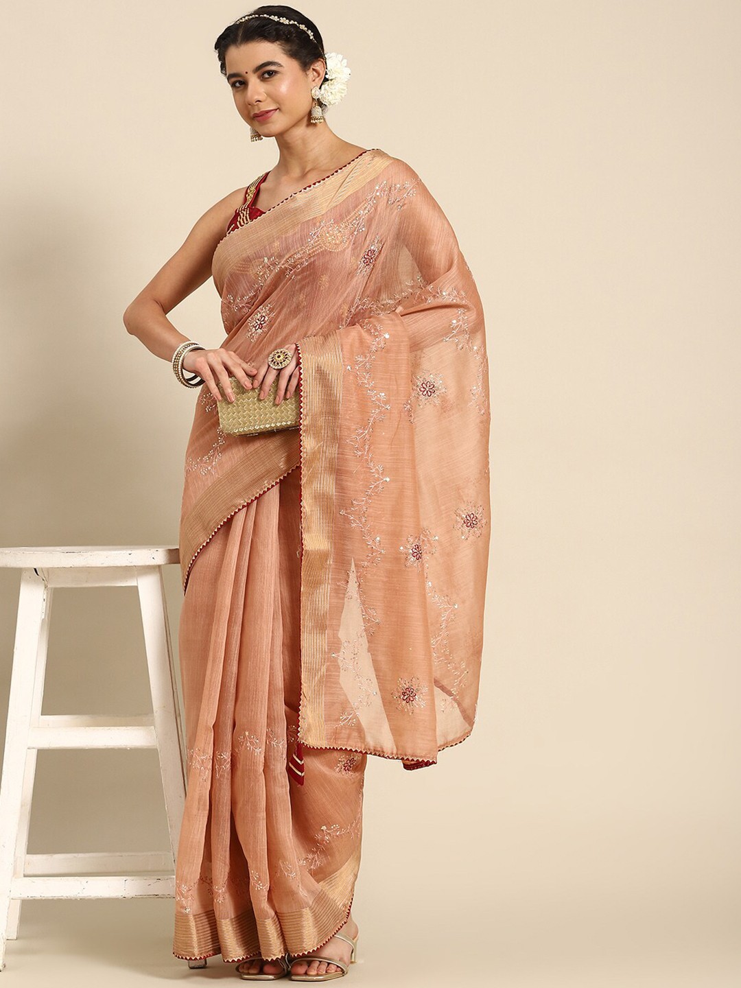 

Mitera Floral Embroidered Zari Saree, Peach