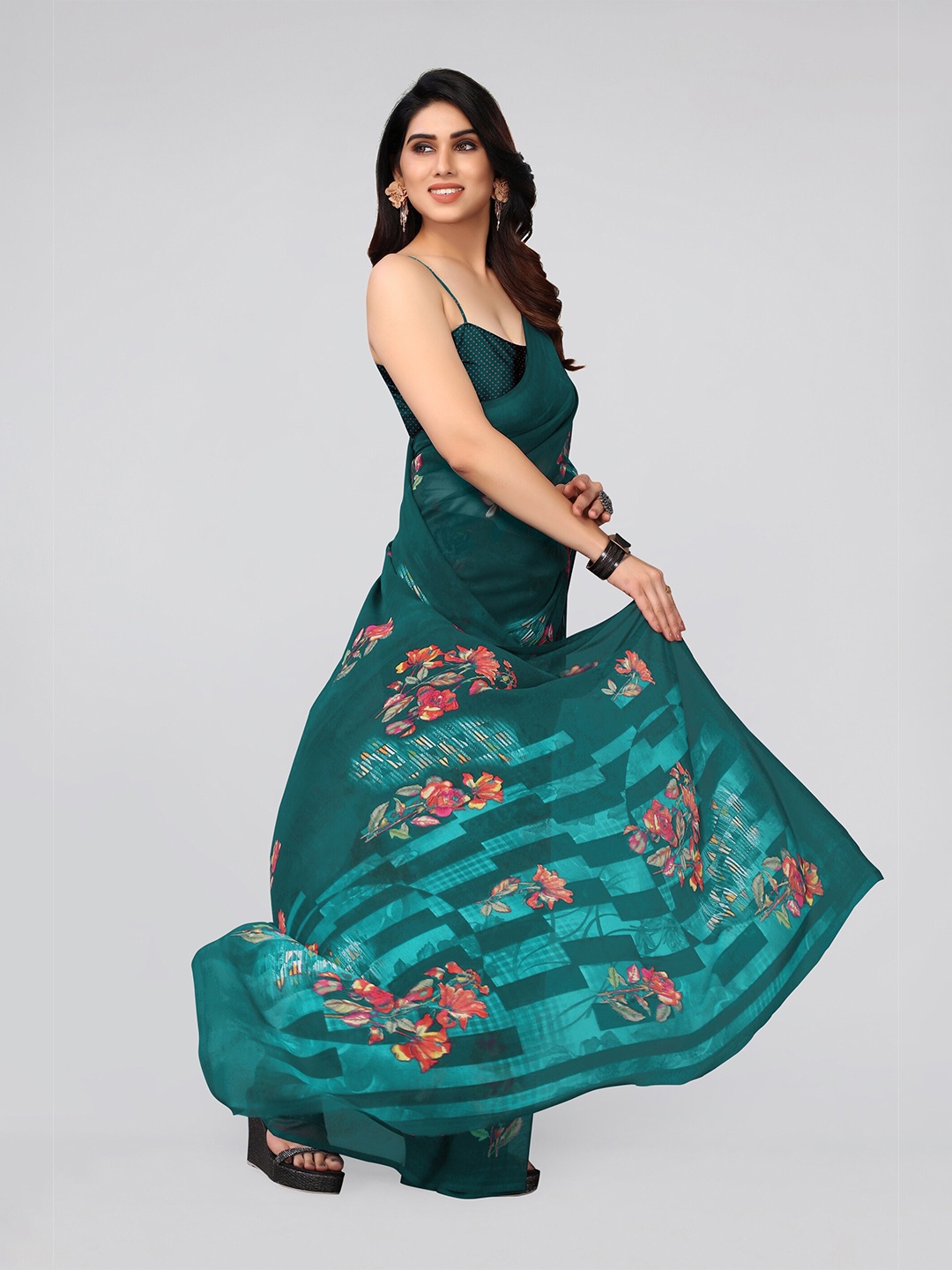 

MIRCHI FASHION Floral Print Saree, Teal