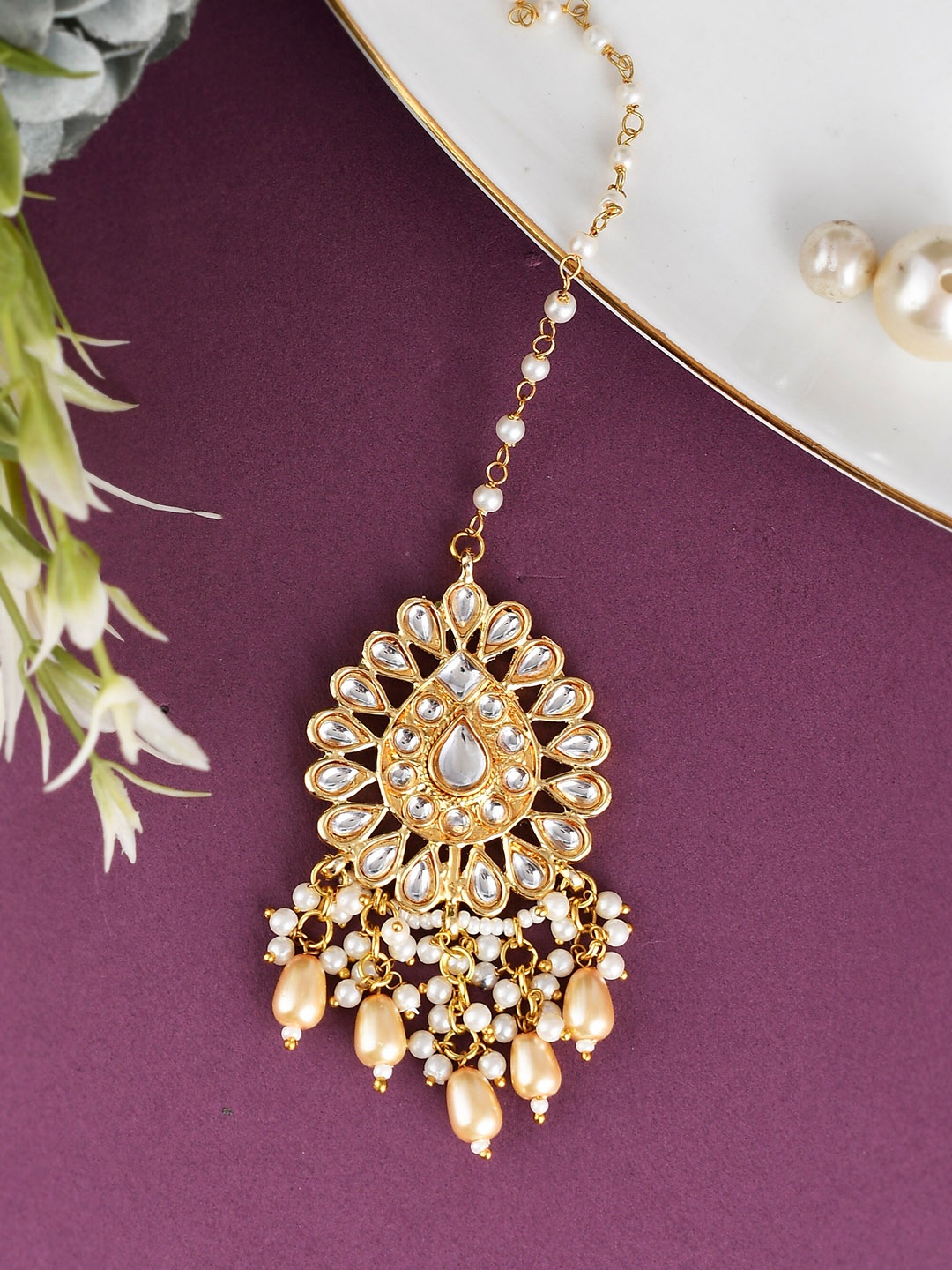 

DASTOOR Gold Plated Kundan-Studded Mangtikka