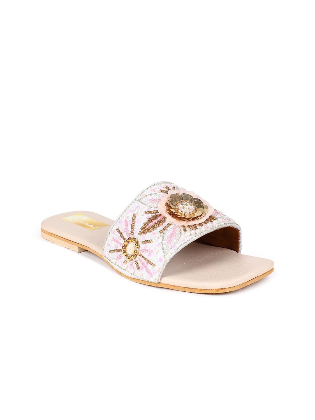 

The Desi Dulhan Women Embellished Ethnic Open Toe Flats, White