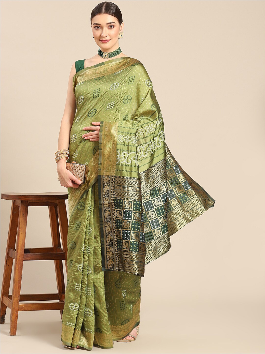 

Mitera Woven Design Kanjeevaram Saree, Green