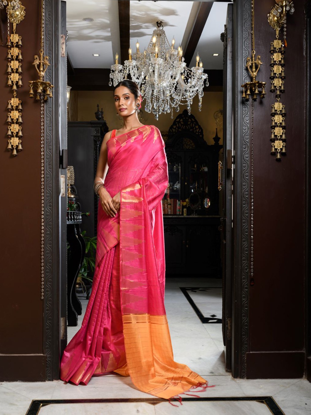 

HERE&NOW Woven Design Zari Mangalagiri Saree, Rose