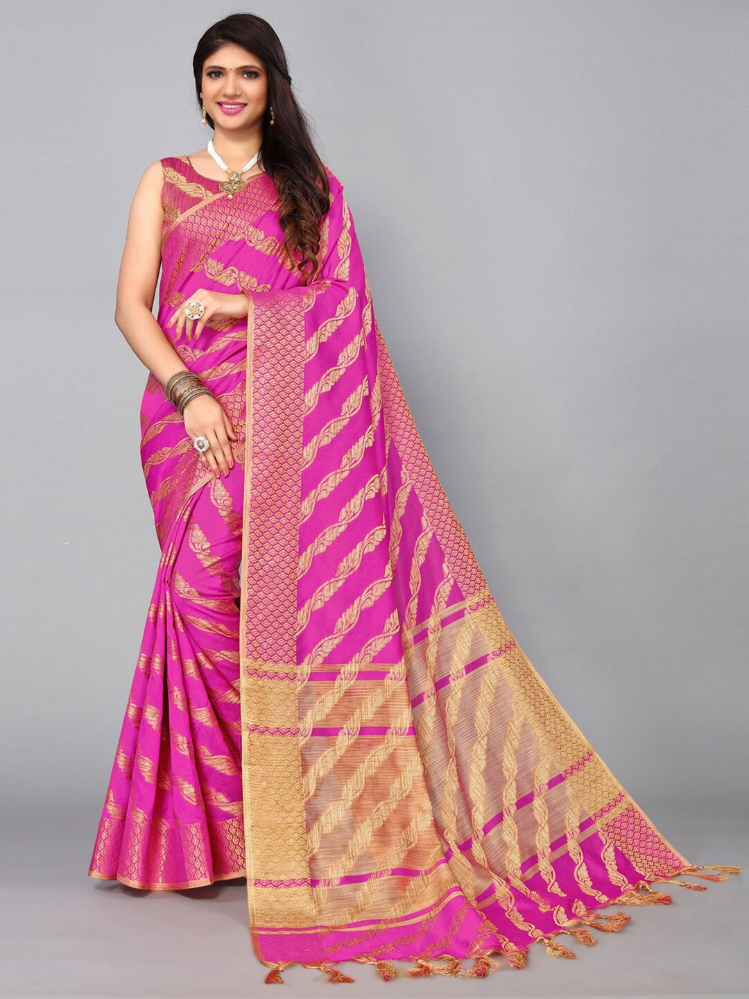 

Mitera Woven Design Zari detailed Saree, Pink