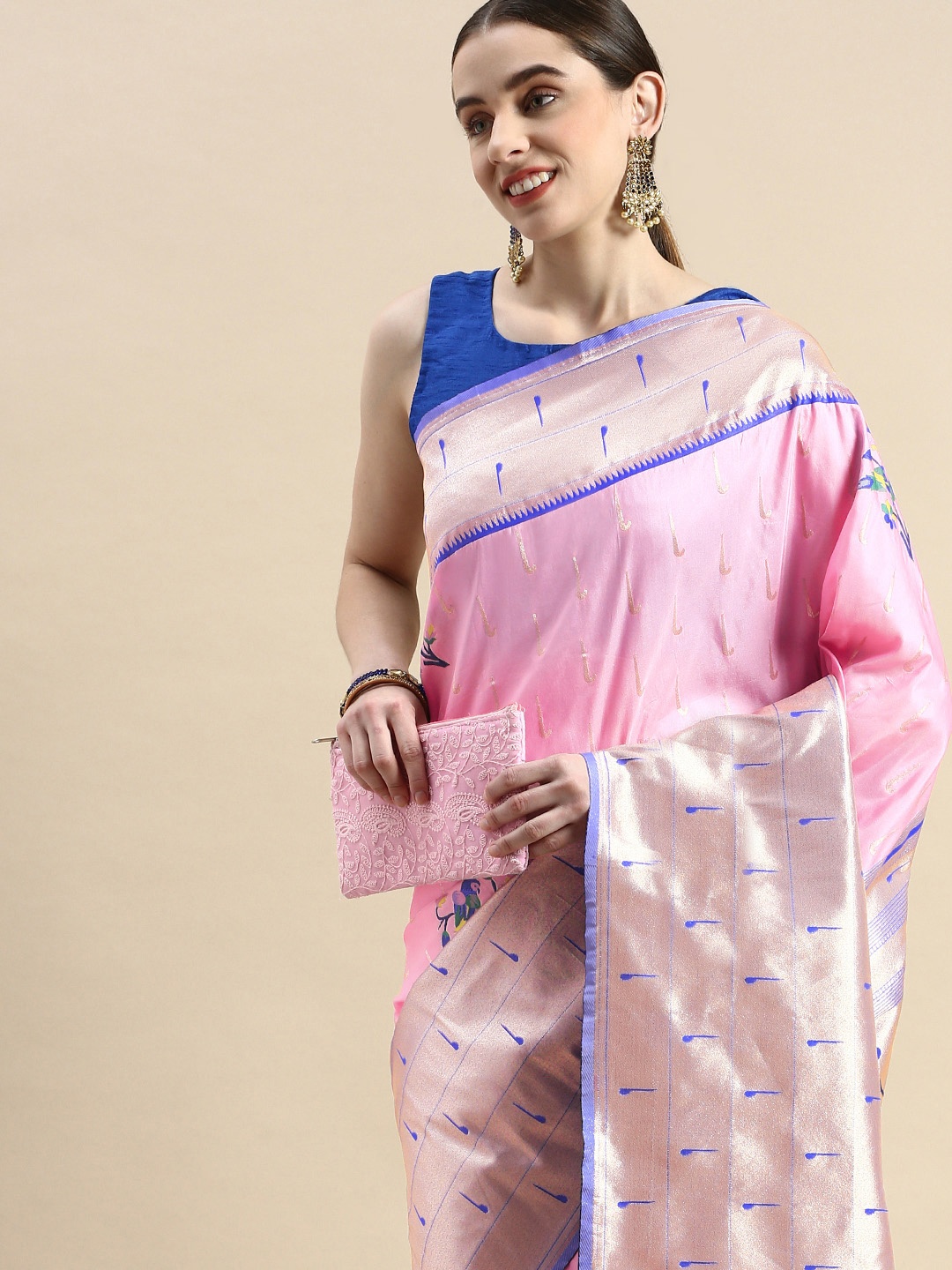 

VISHNU WEAVES Woven Design Ethnic Motifs Zari Pure Silk Banarasi Saree, Pink