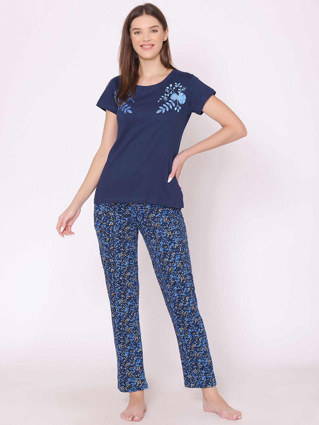 

Bodycare Women Graphic Printed Pure Cotton Night suit, Navy blue