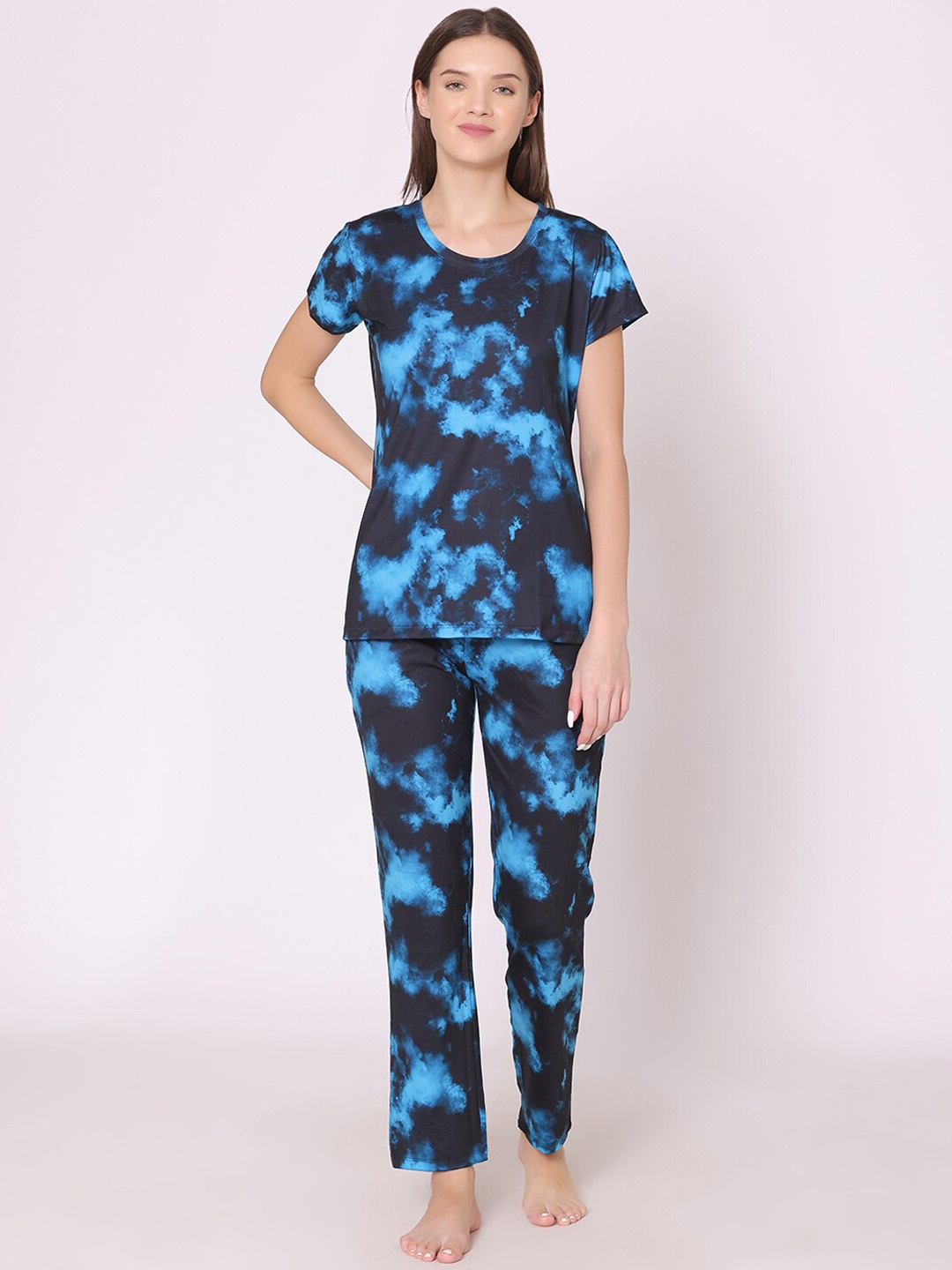 

Bodycare Women Printed Pure Cotton Night suit, Navy blue