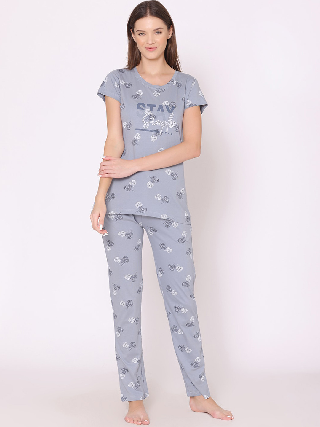 

Bodycare Women Floral Printed Pure Cotton Night suit, Grey