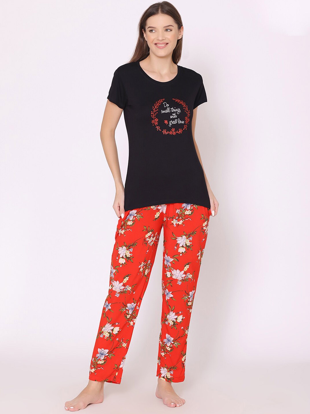 

Bodycare Women Floral Printed Night suit, Black