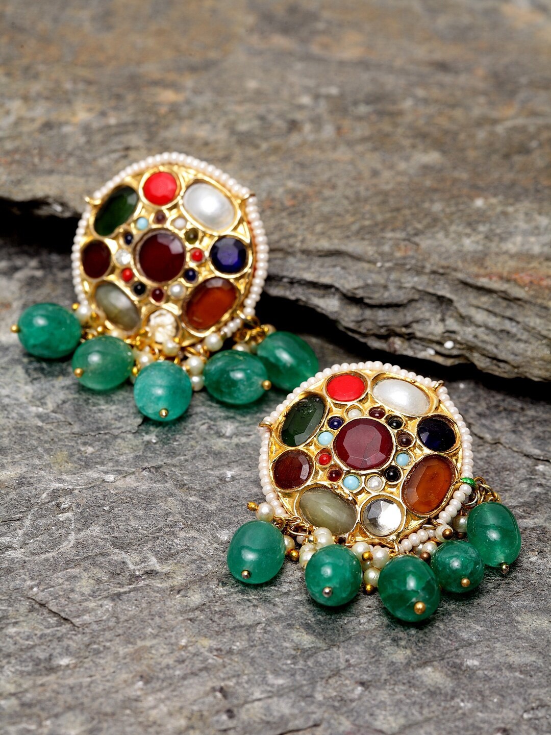 

DUGRISTYLE Gold-Plated Classic Studs Earrings, Green