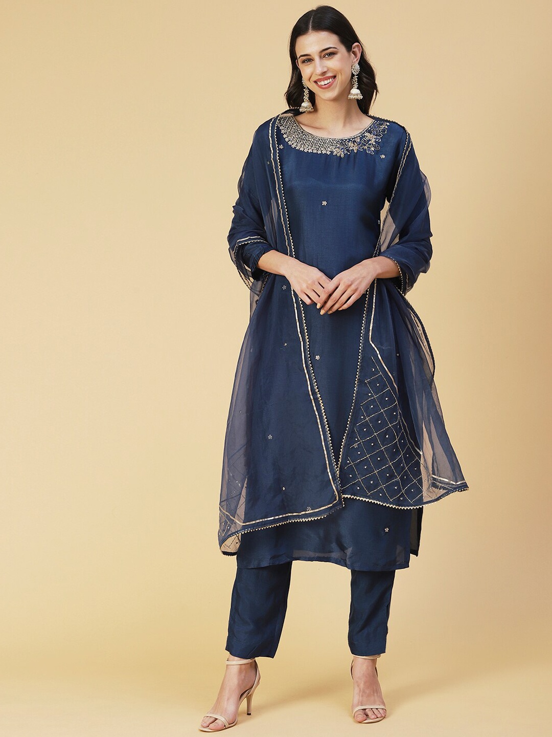 

FASHOR Women Blue Embroidered Zardozi Kurta with Trousers & With Dupatta