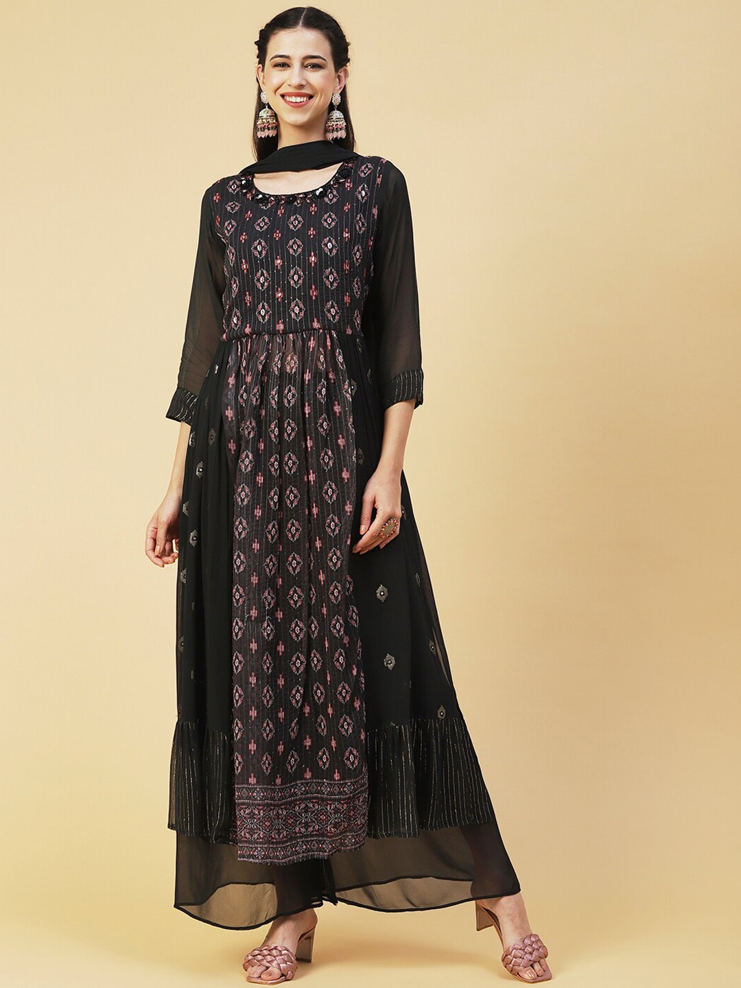 

FASHOR Women Ethnic Motifs Embroidered Kurta with Palazzos & Dupatta, Black