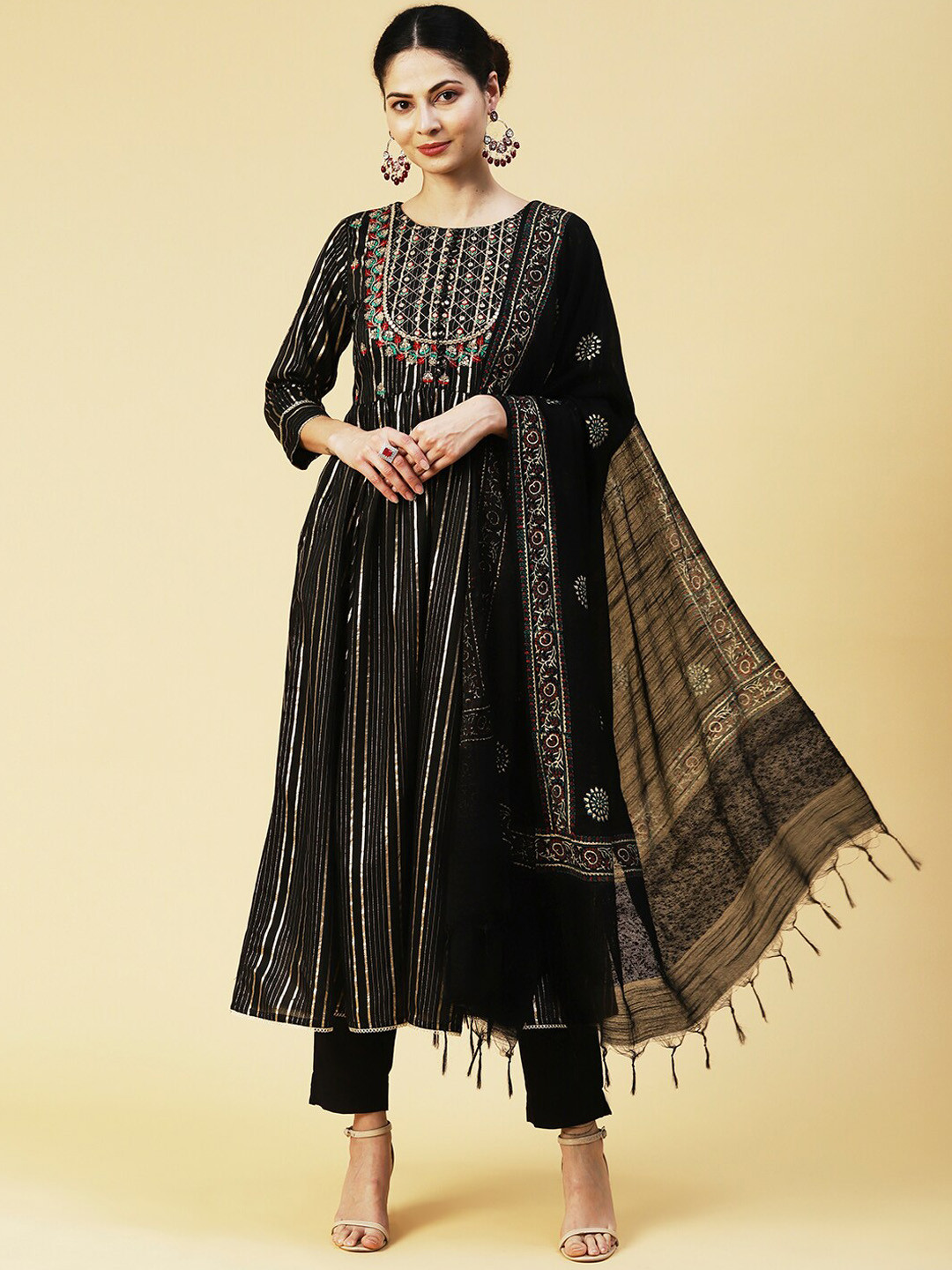 

FASHOR Women Striped Sequinned Pure Cotton Kurta with Trousers & Dupatta, Black