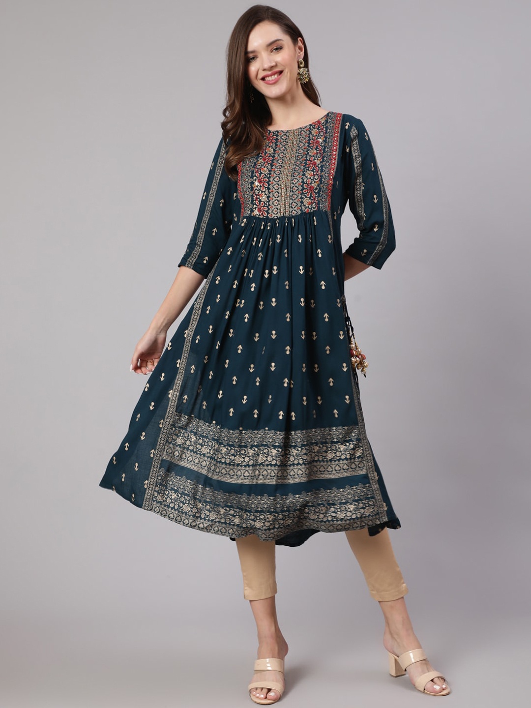 

Nehamta Women Green Ethnic Motifs Yoke Design Floral Anarkali Kurta