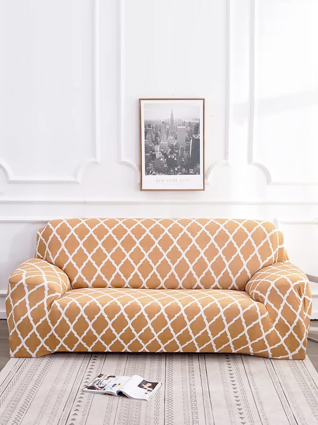 

HOUSE OF QUIRK Universal Beige & White Geometric Printed Stretchable 1-Seater Sofa Slipcover
