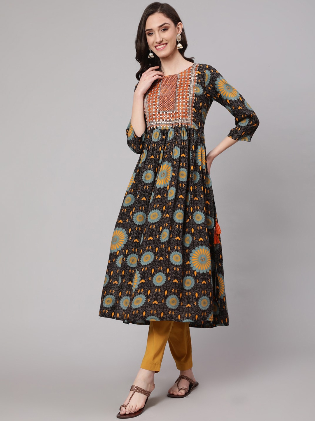 

KALINI Women Floral Printed Thread Work Floral Anarkali Kurta, Multi