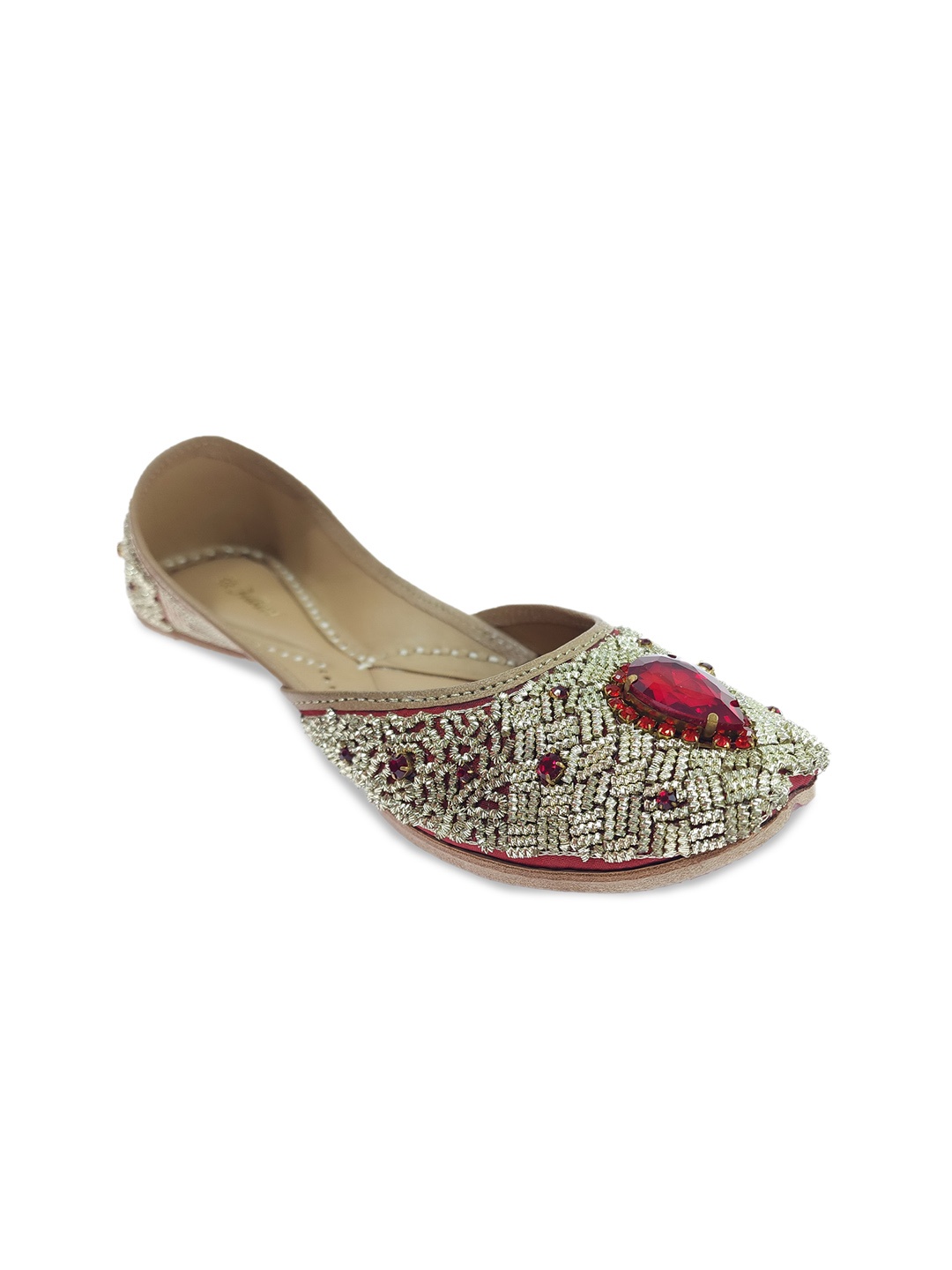 

Fulkari Women Embellished Ethnic Pure Leather Mojaris, Maroon