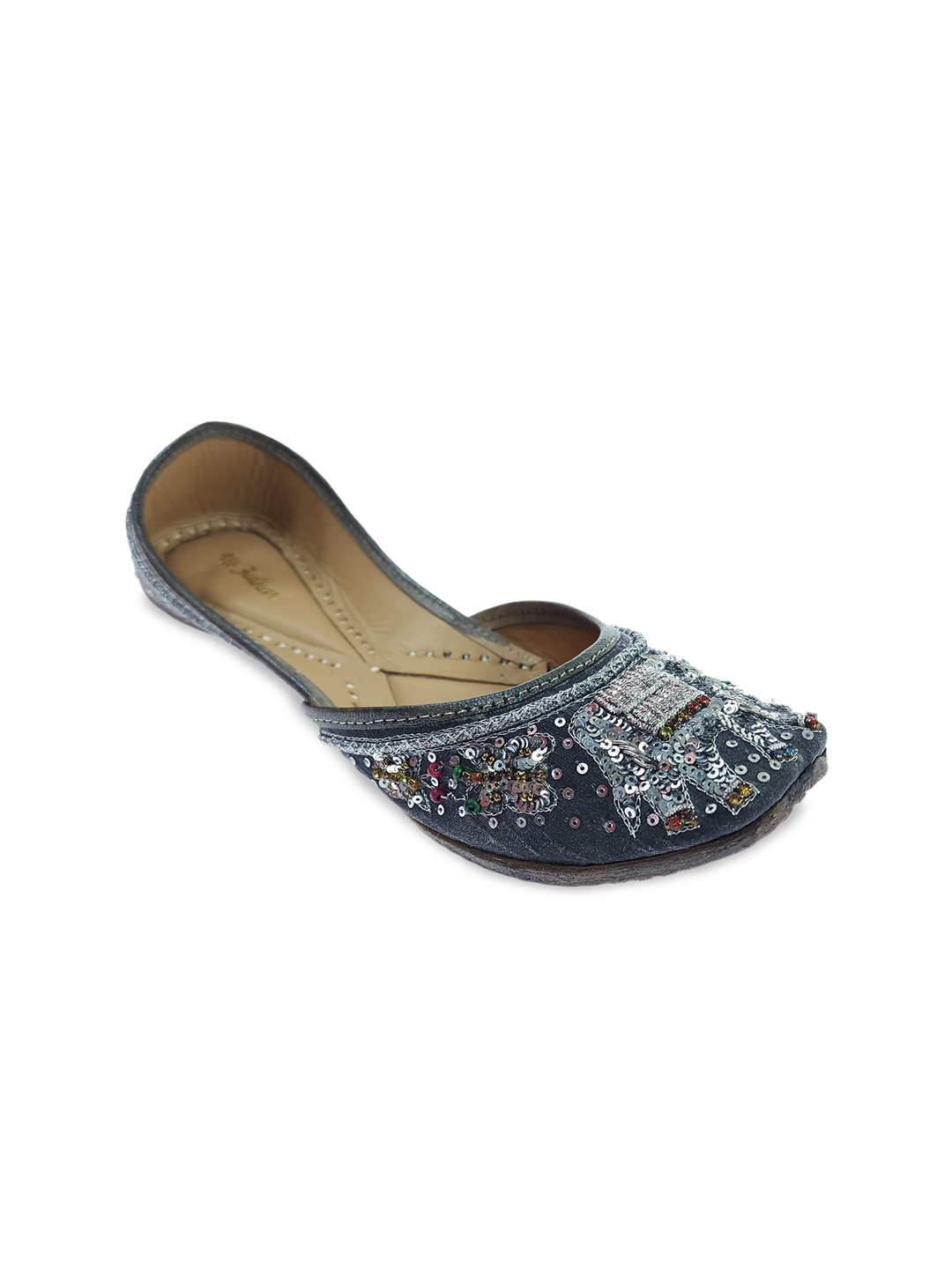 

Fulkari Women Grey Embellished Ethnic Mojaris Flats