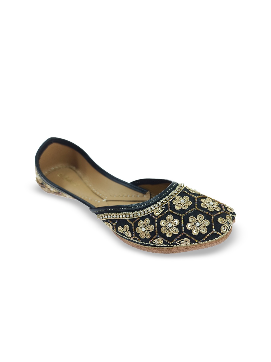 

Fulkari Women Embellished Ethnic Mojaris Flats, Black