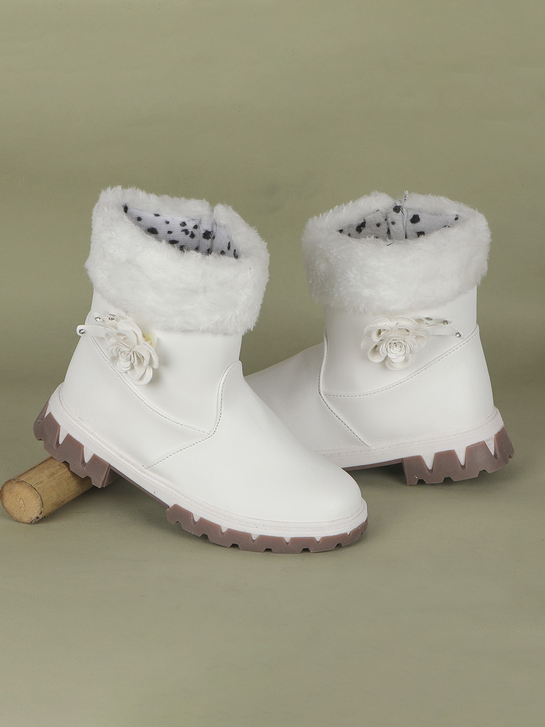 

FEETWELL SHOES Girls Embellished Faux Fur Trim Mid-Top Winter Boots, White