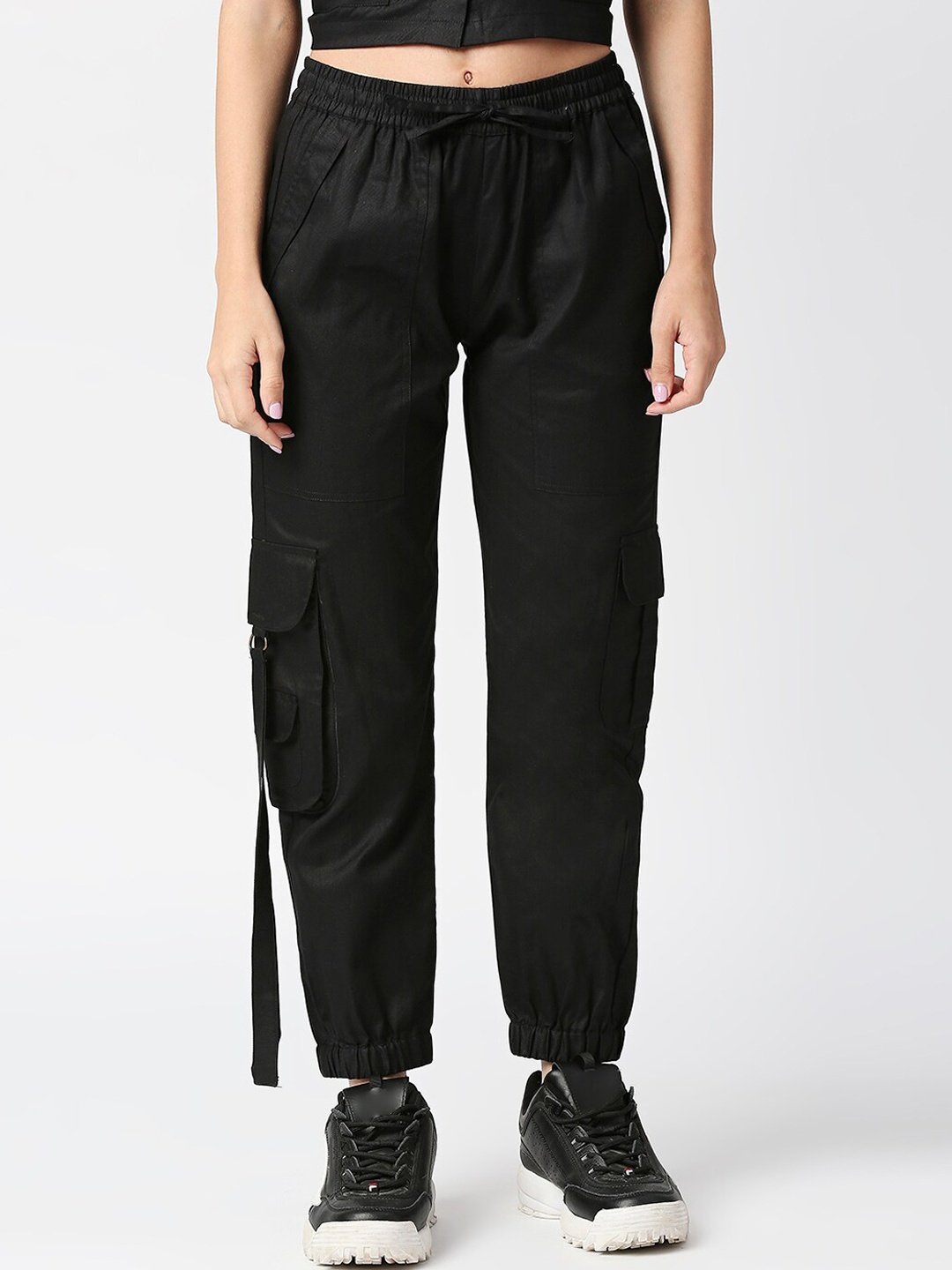 

Remanika Women Smart Easy Wash Cotton Cargos, Black
