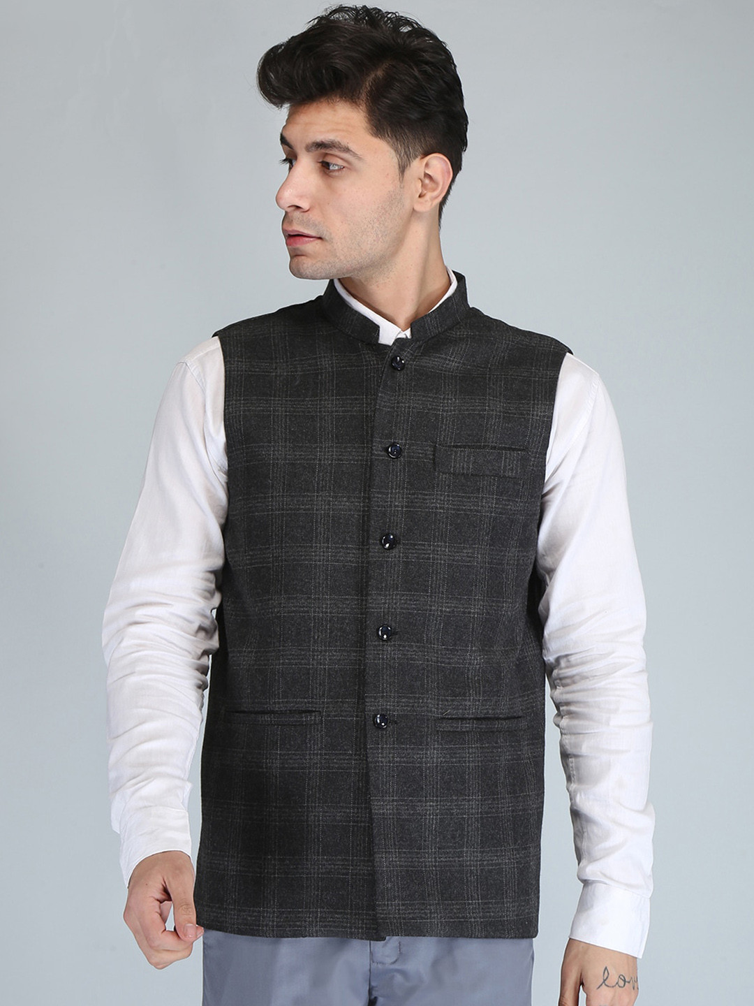 

UNCRAZY Men Checked Woven Nehru Jacket, Black