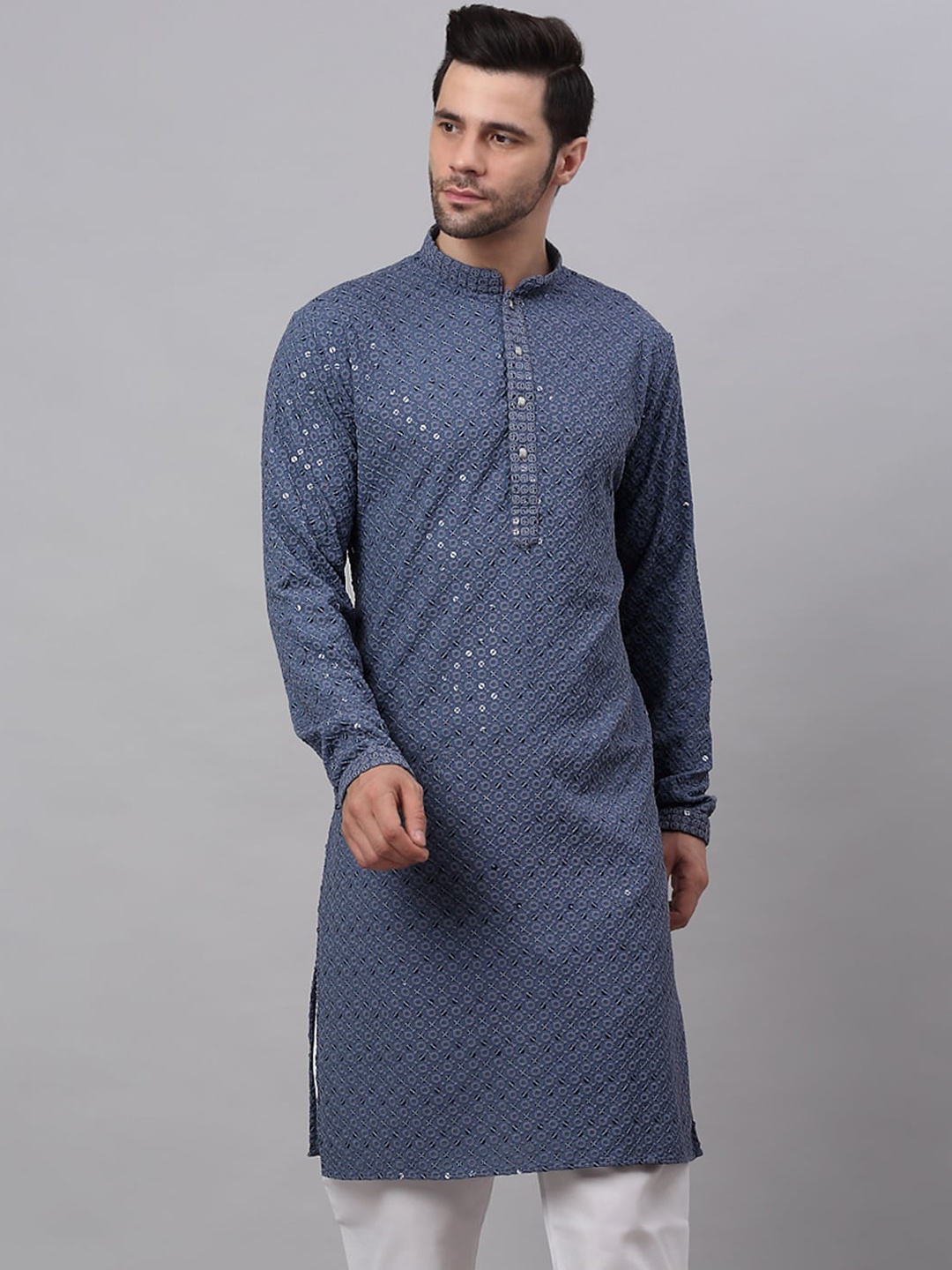 

Jompers Men Geometric Embroidered Pure Cotton Kurta, Grey