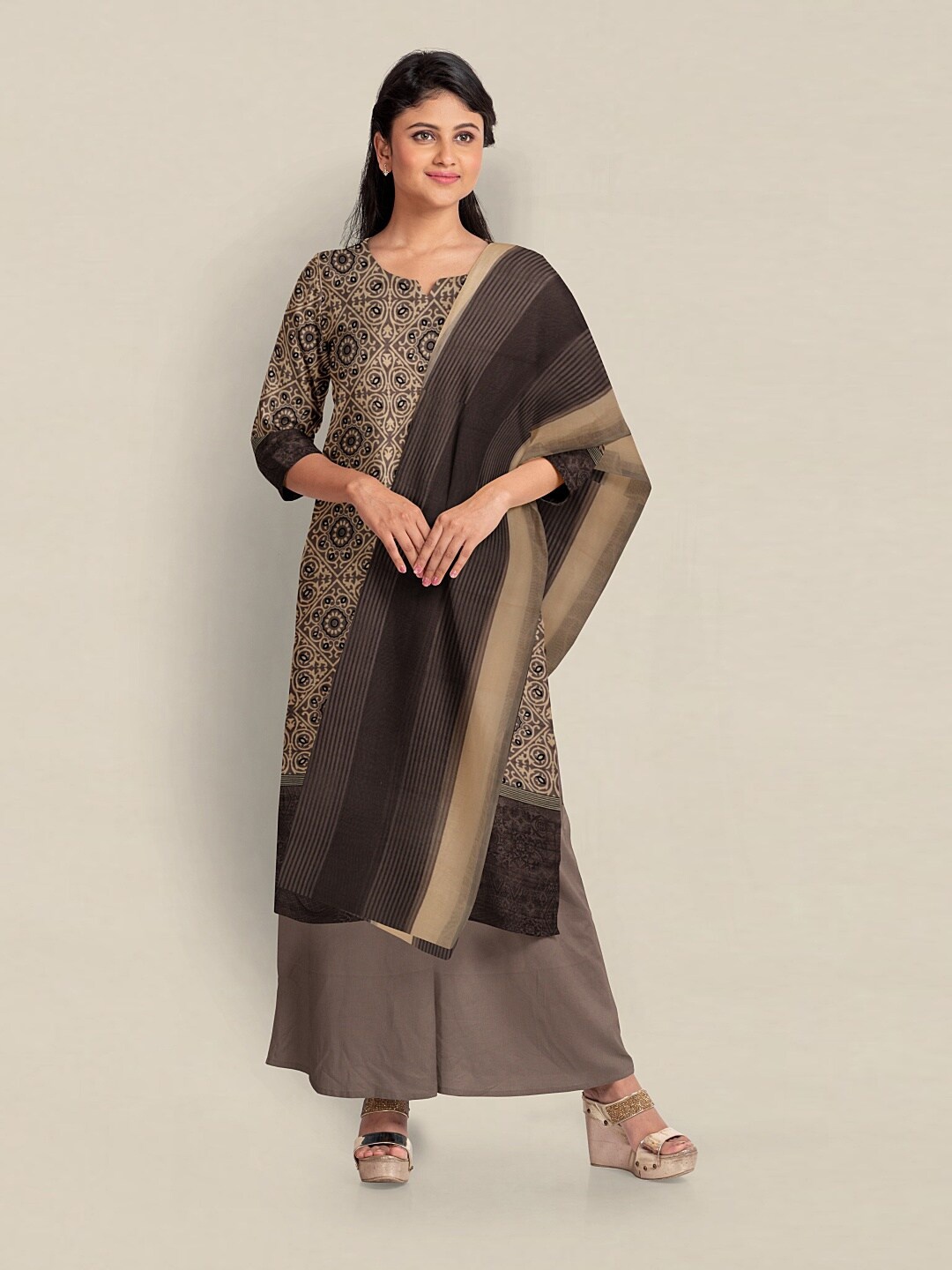 

Pothys Ethnic Motifs Printed Unstitched Dress Material, Brown