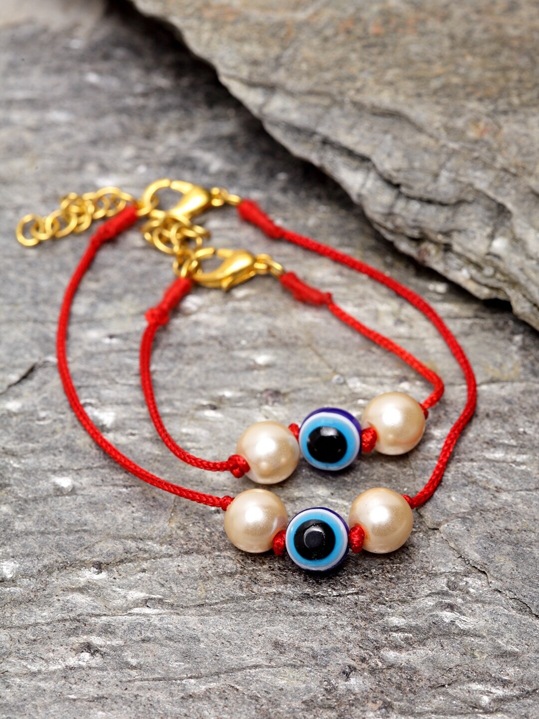 

DUGRISTYLE Women Gold-Plated Charm Bracelet, Red