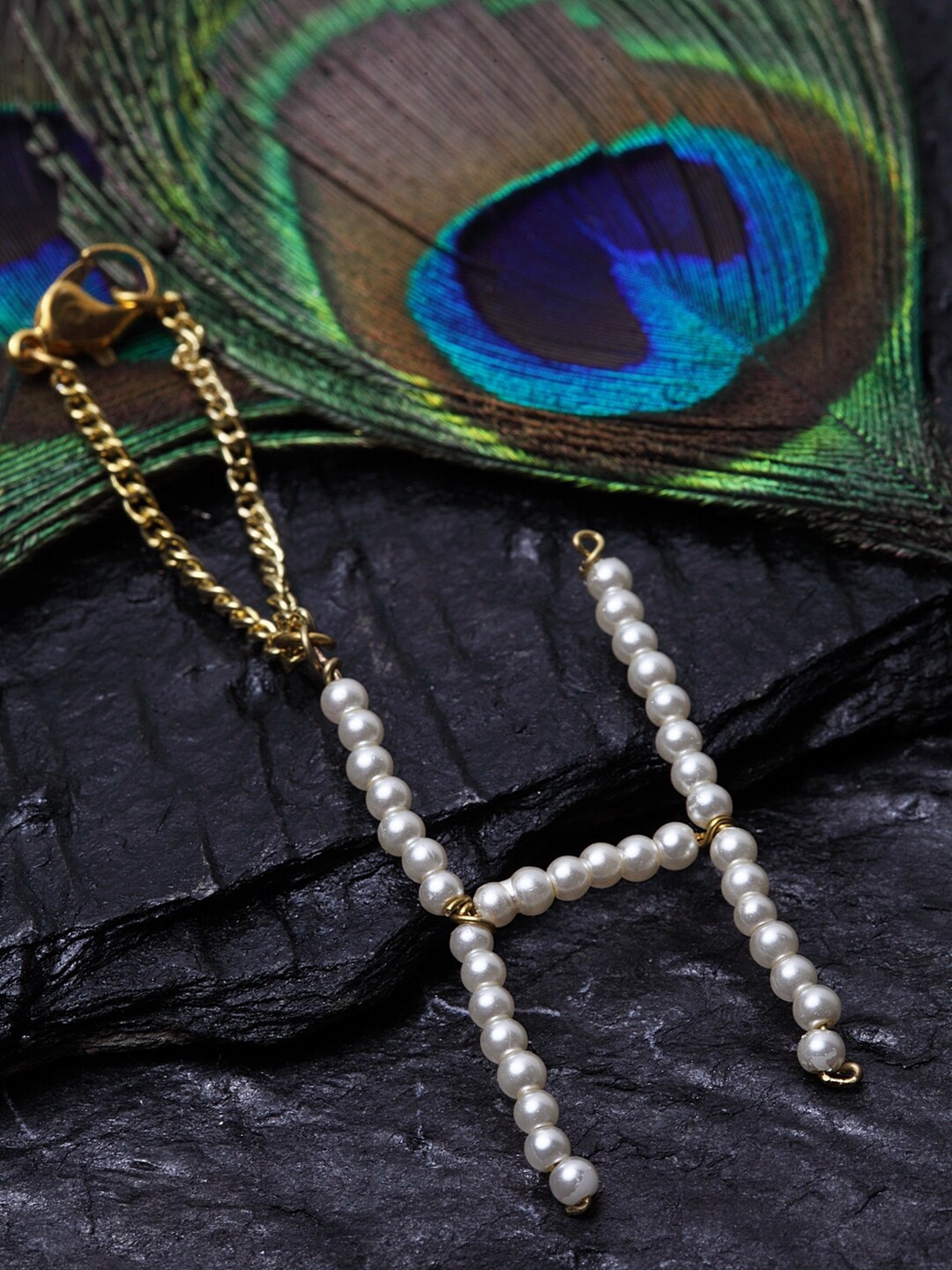 

DUGRISTYLE Women Pearls Gold-Plated Charm Bracelet