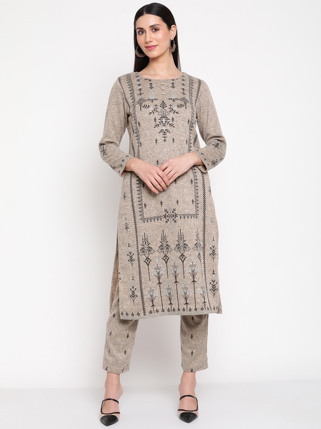 

Be Indi Women Ethnic Motifs Printed Winter Kurta Set with Trouser, Beige