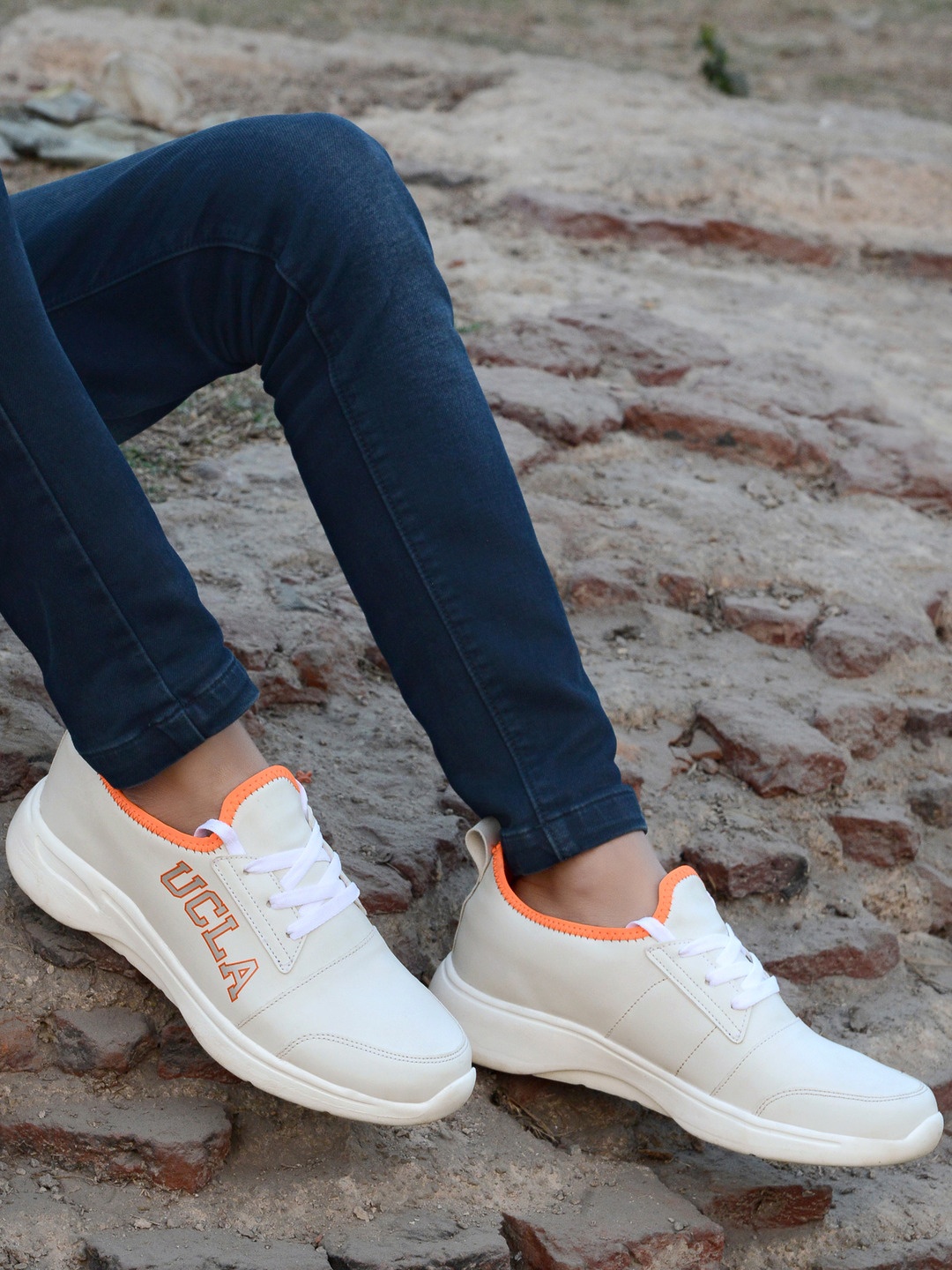 

UCLA Brookly Men Running Non-Marking Shoes, Off white