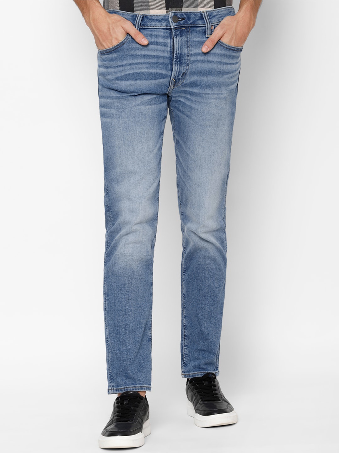 

AMERICAN EAGLE OUTFITTERS Men Slim Fit Heavy Fade Jeans, Blue