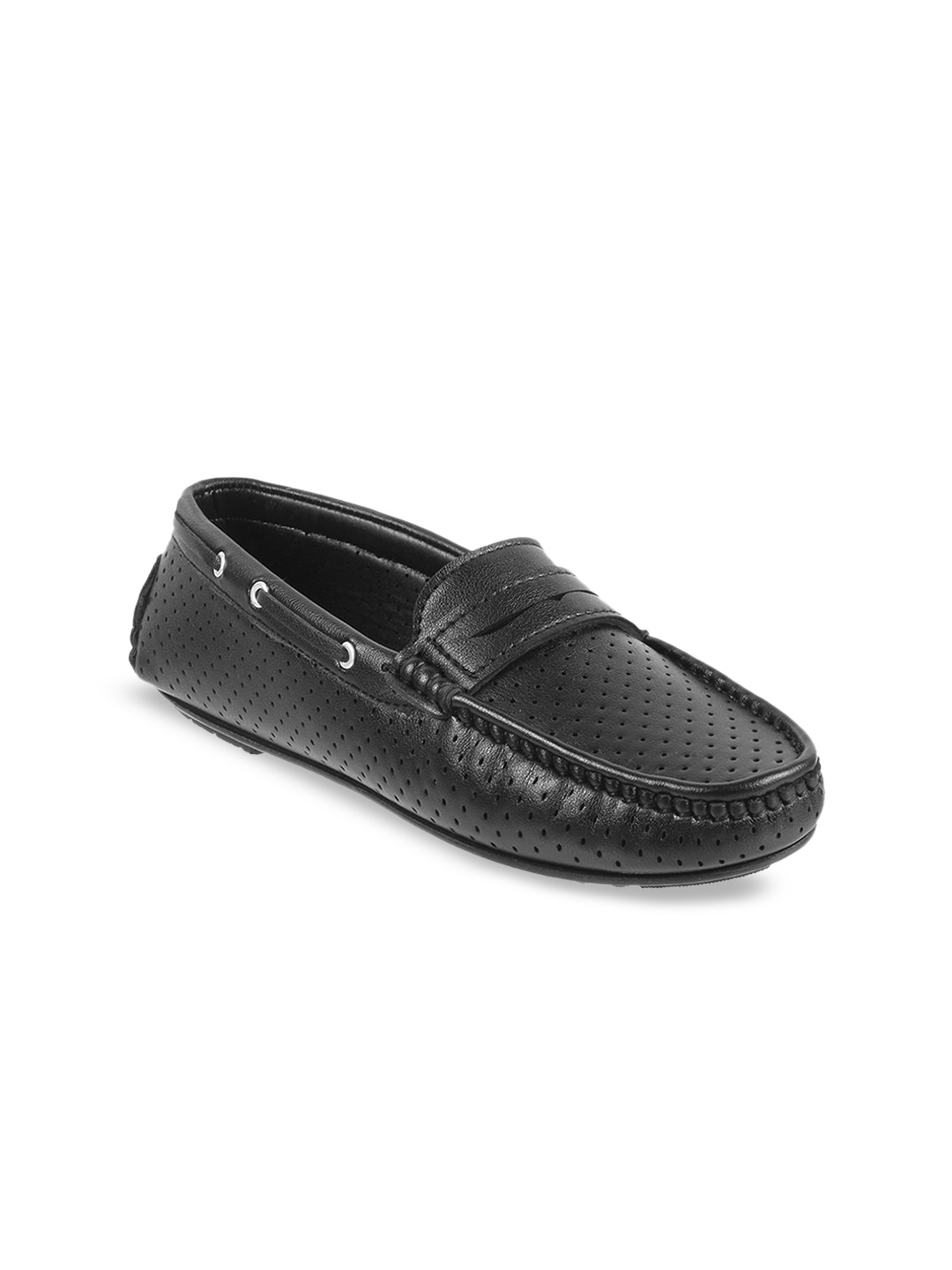 

Metro Women Perforations Loafers, Black