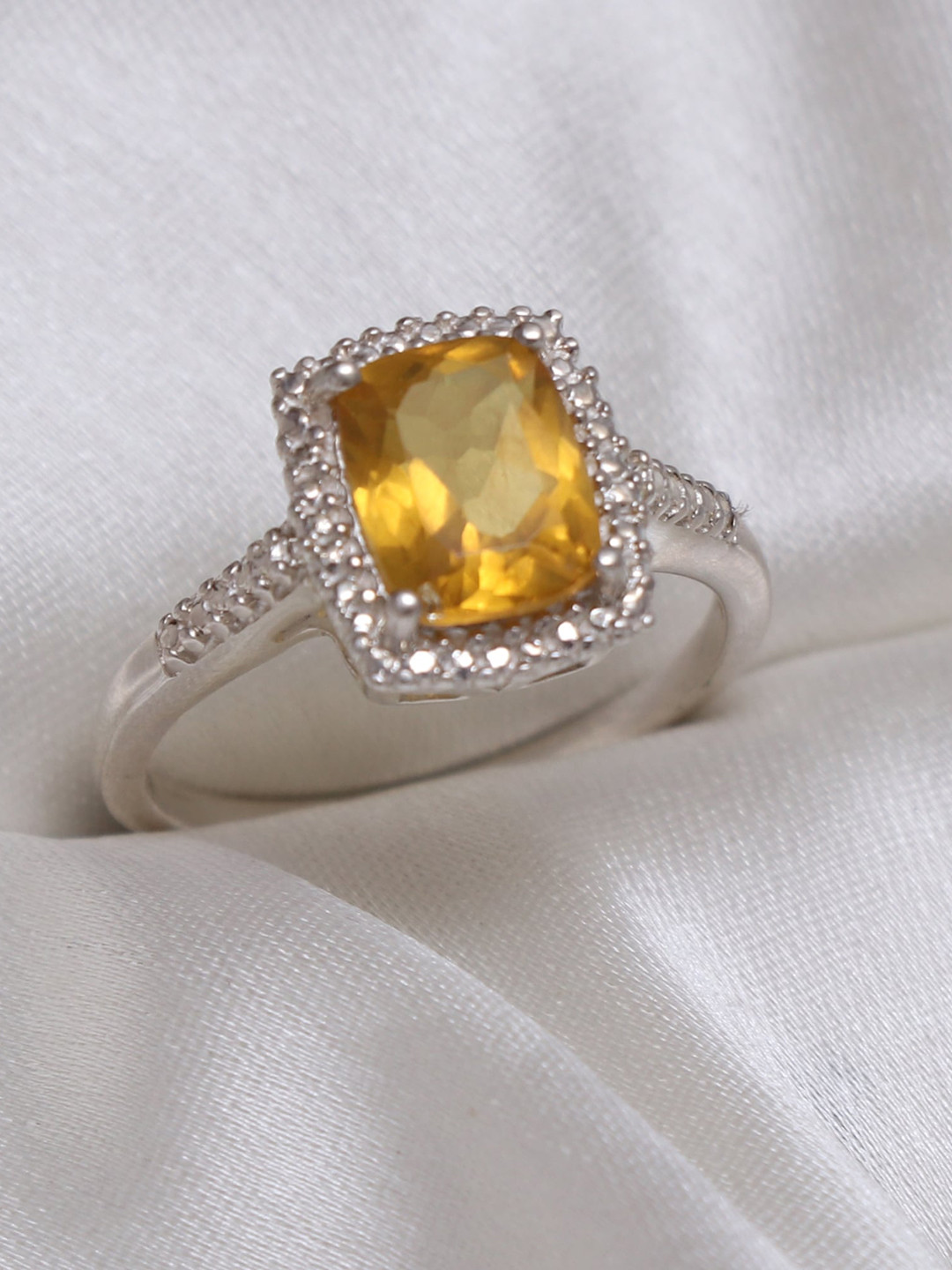 

HIFLYER JEWELS 92.5 Sterling Silver Opal Stone Studded Antique Finger Ring