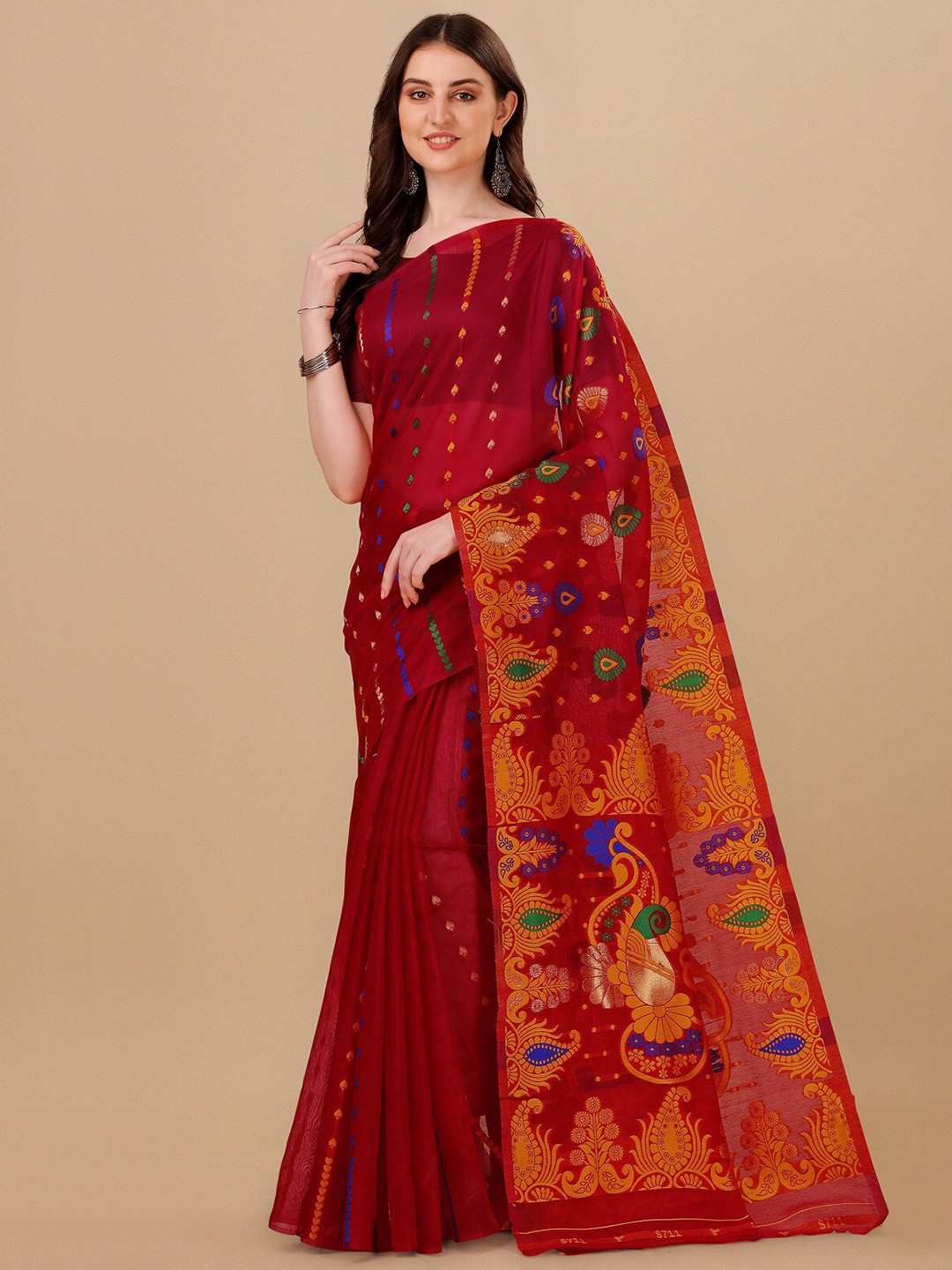 

ZIKARAA Woven Design Pure Cotton Jamdani Saree, Red