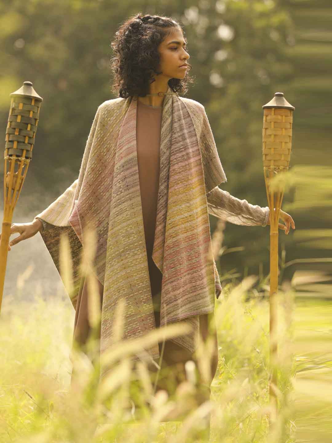 

KHALEEJ Women Printed Wool Longline Shrug, Pink