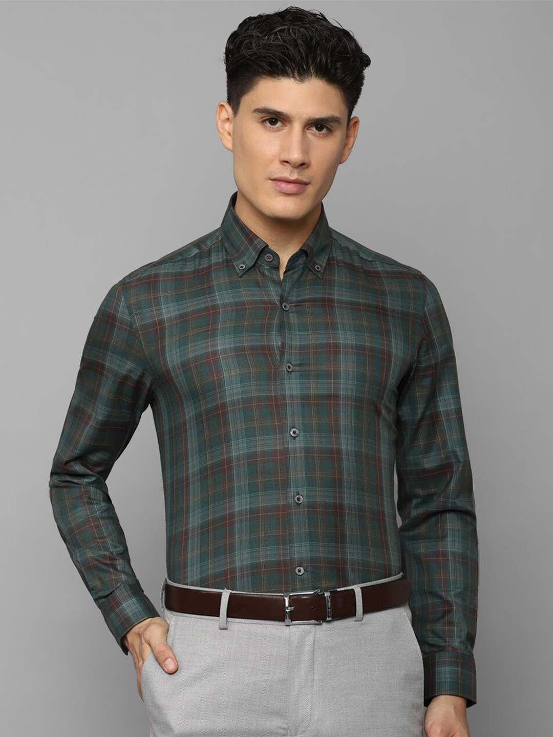 

Luxure by Louis Philippe Men Slim Fit Checked Formal Cotton Shirt, Green