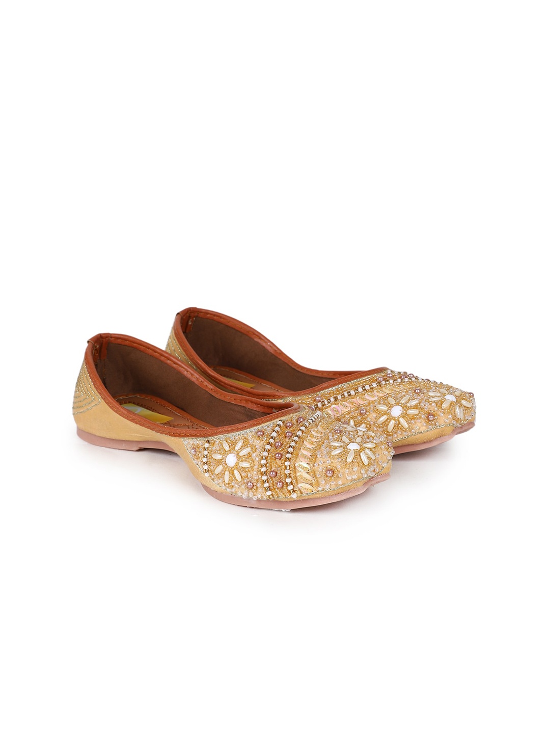 

The Desi Dulhan Women Embellished Ethnic Mojaris Flats, Gold