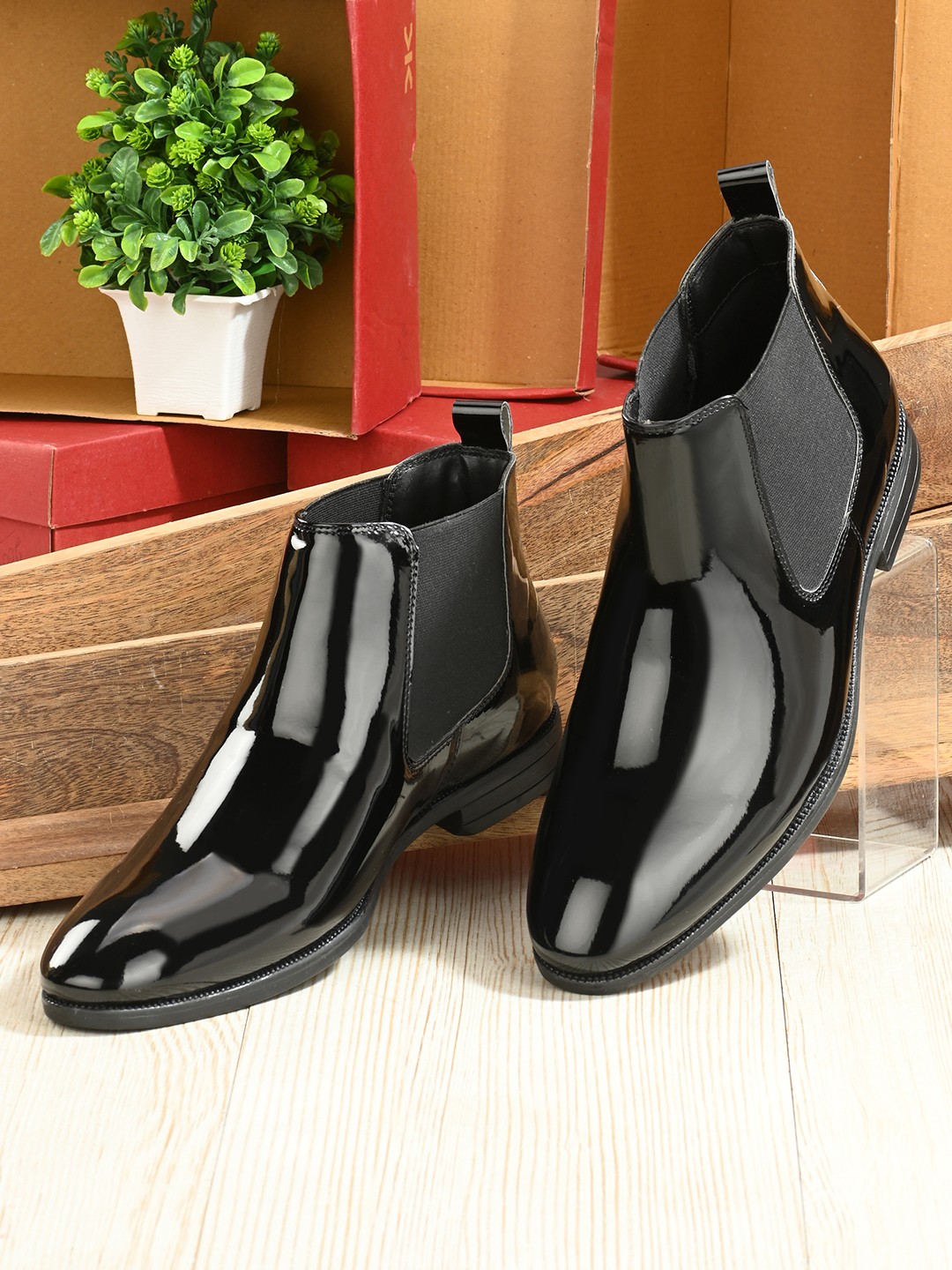 

UNDERROUTE Men Mid-Top Chelsea Boots, Black