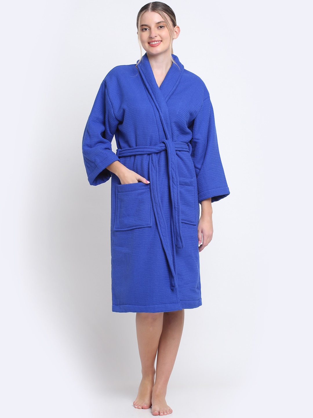 

Creeva Women Blue Solid Luxury Bathrobe