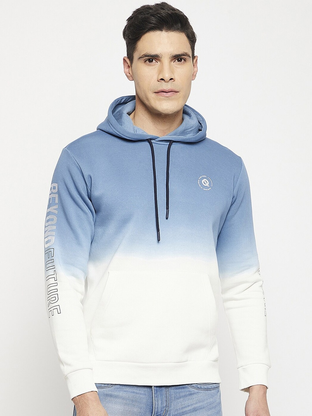 

QUBIC Men Colourblocked Hooded Pullover Sweatshirt, Blue