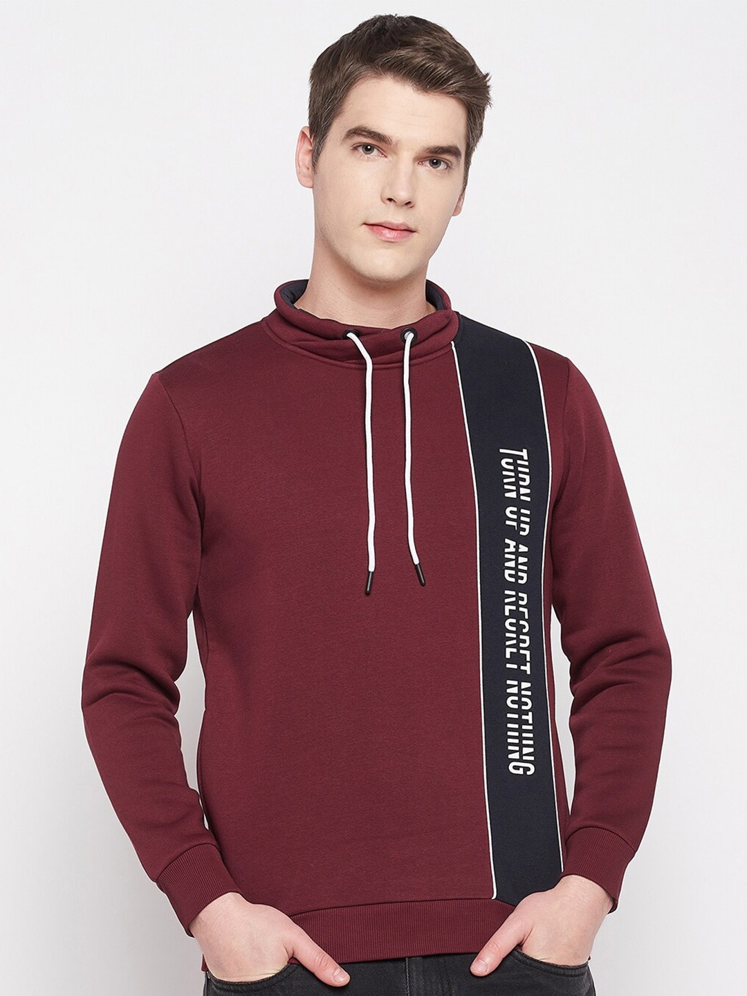 

QUBIC Men Typography Printed Hooded Pullover Sweatshirt, Maroon
