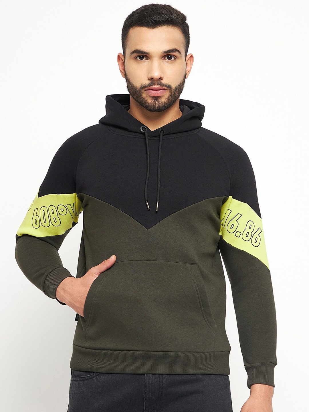 

QUBIC Men Colourblocked Hooded Pullover Sweatshirt, Olive