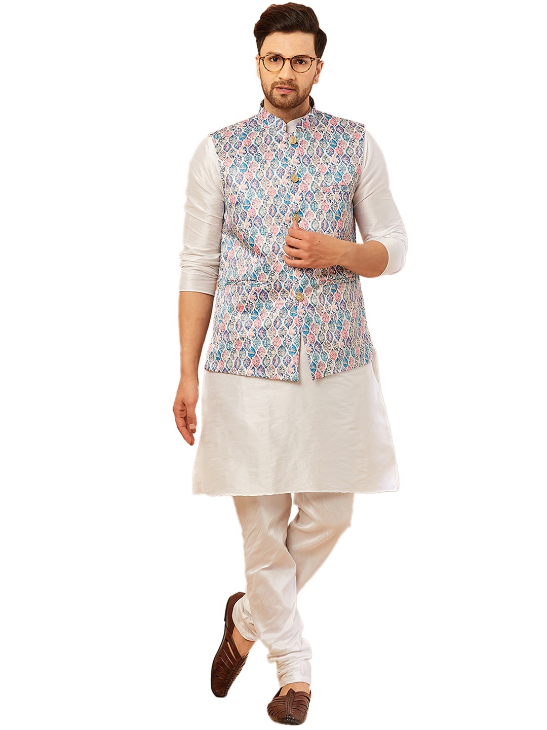 

Armaan Ethnic Men Solid Kurta with Churidar & Nehru Jacket, Off white
