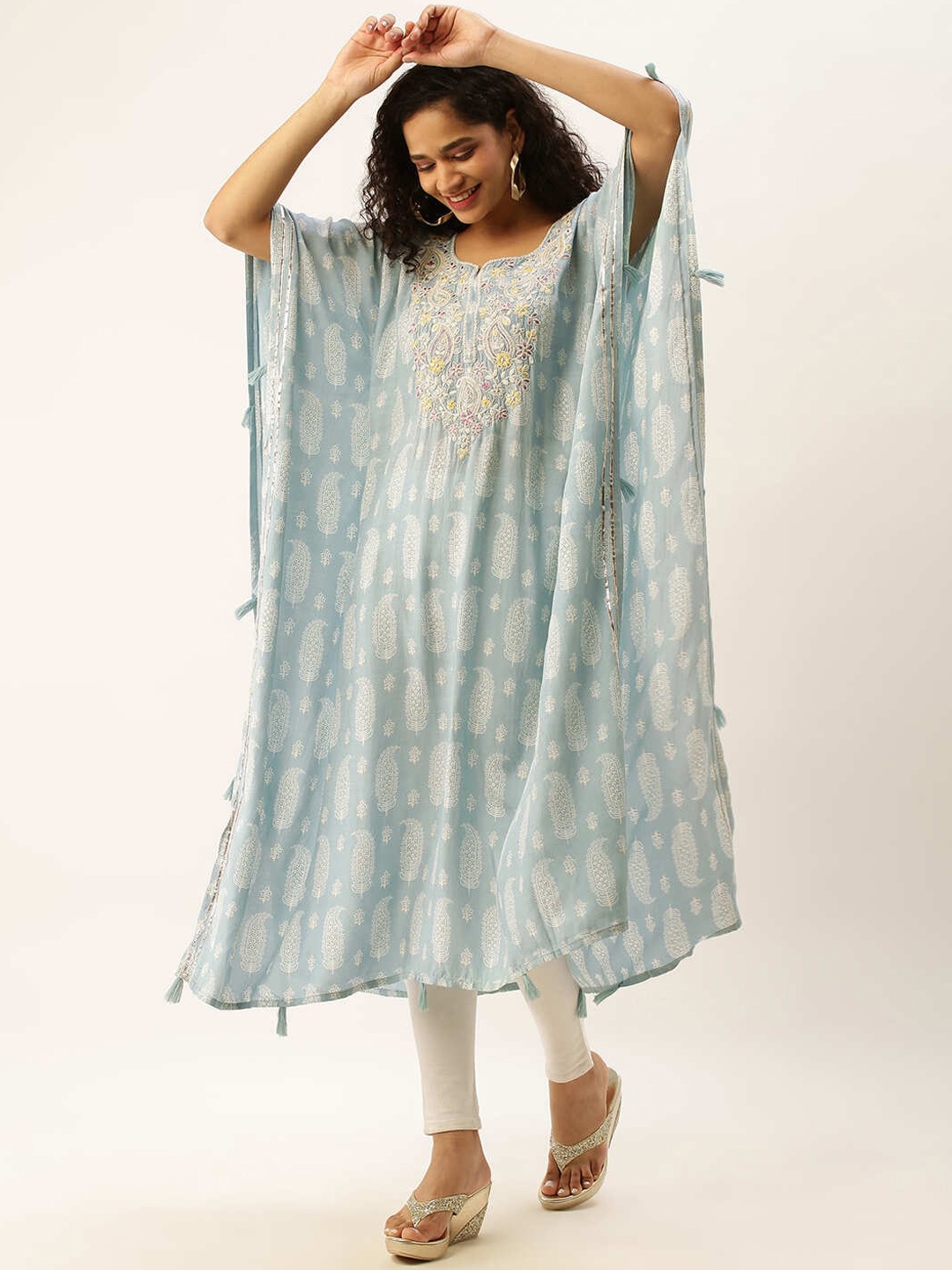 

ZOLA Women Ethnic Motifs Printed Flared Sleeves Kaftan Kurta, Blue