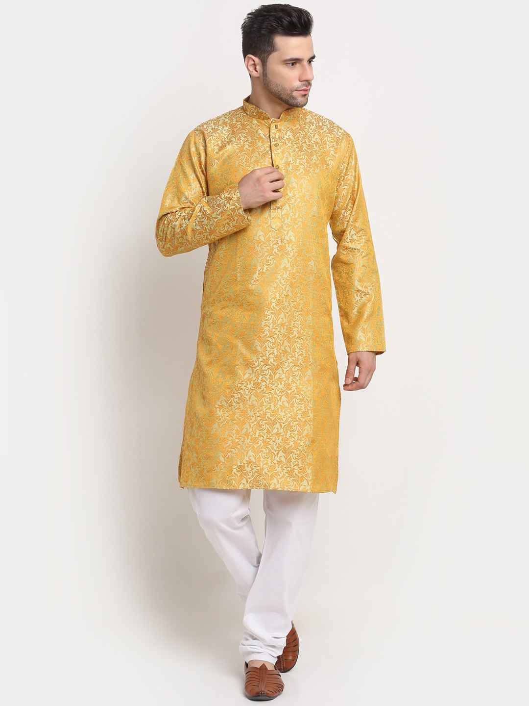 

KRAFT INDIA Men Ethnic Motifs Thread Work Art Silk Kurta, Gold