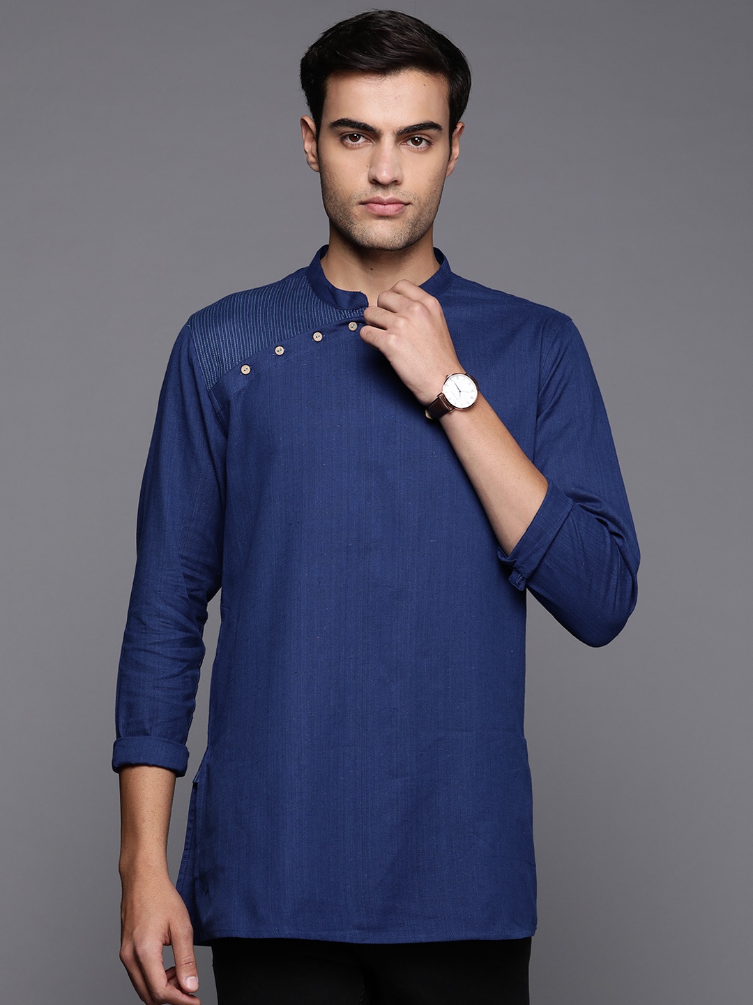 

Fabindia Cotton Linen Mandarin-Collar Angrakha Slim Fit Kurta, Blue