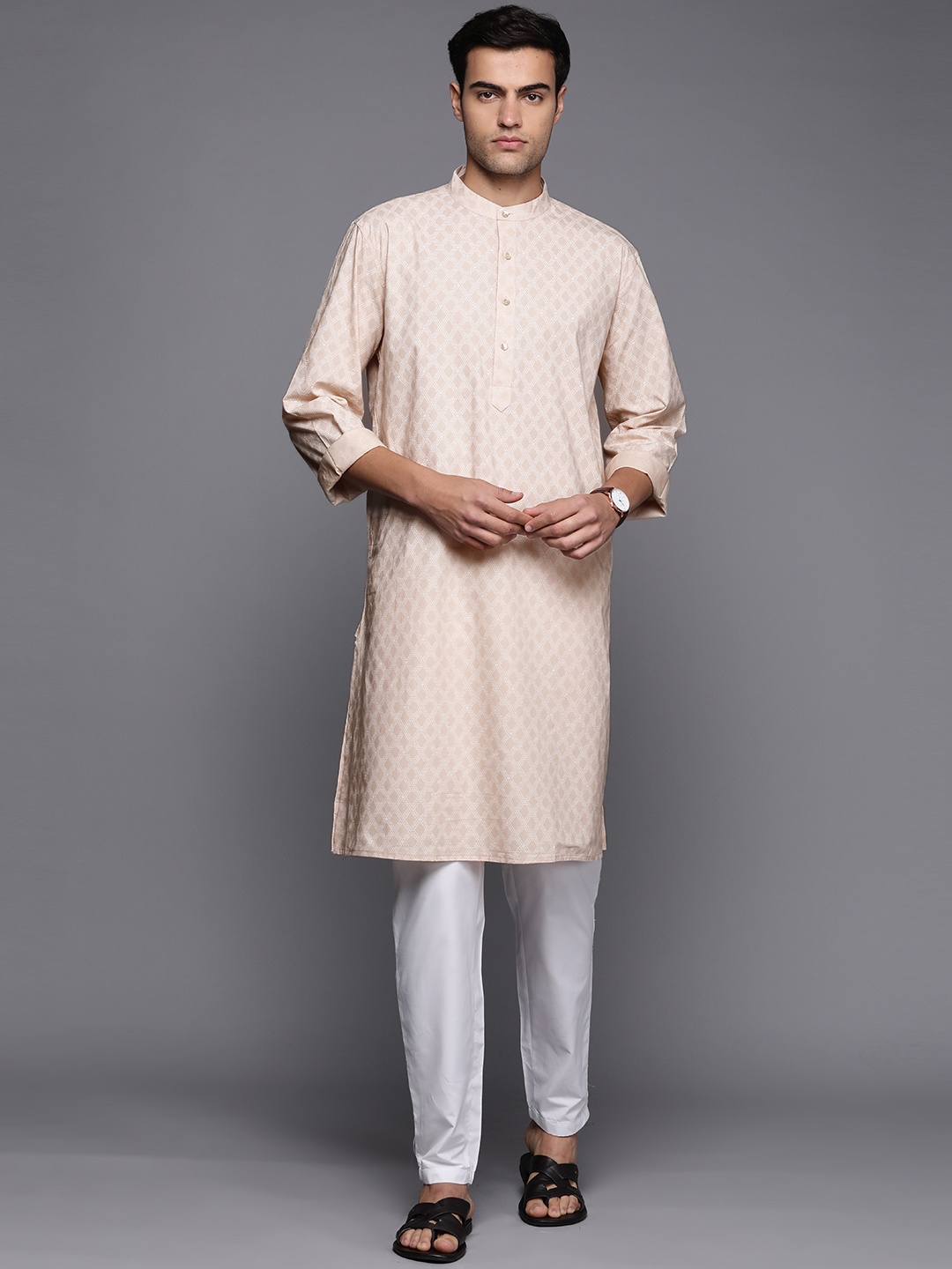 

Fabindia Pure Cotton Checked Band Collar Comfort Fit Kurta, Beige